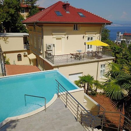 Apartments Villa Atta Опатия Экстерьер фото