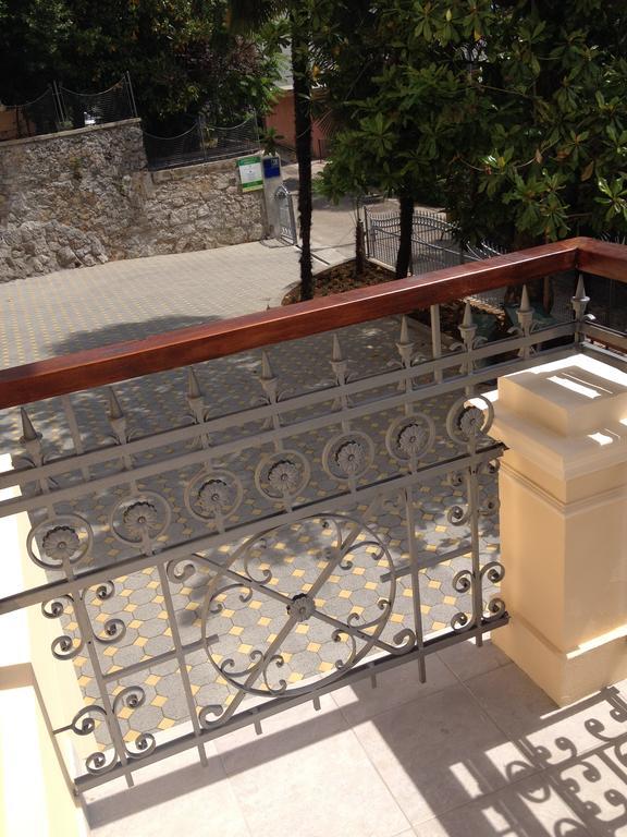 Apartments Villa Atta Опатия Экстерьер фото