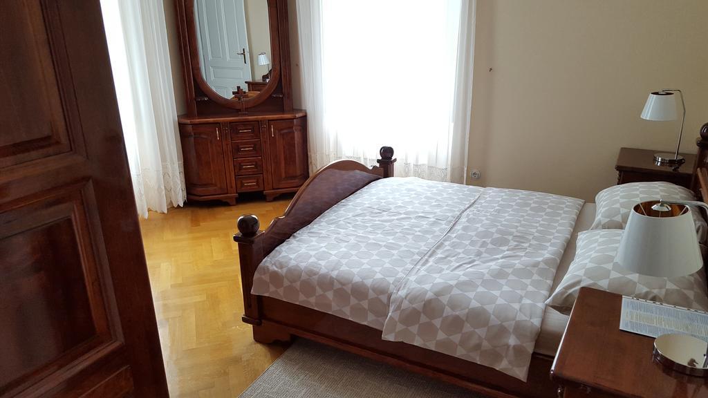 Apartments Villa Atta Опатия Экстерьер фото