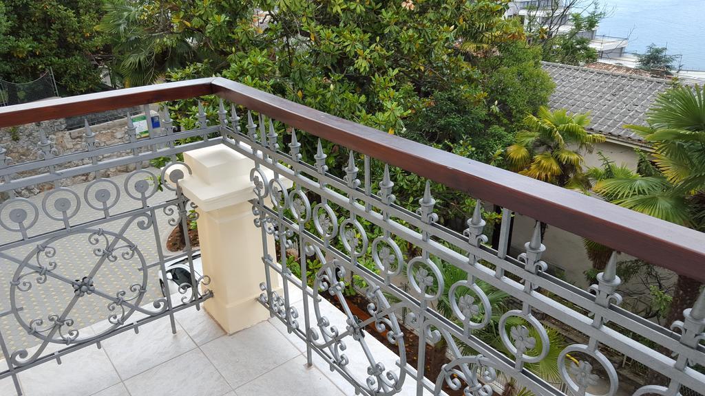 Apartments Villa Atta Опатия Экстерьер фото