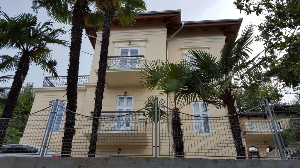 Apartments Villa Atta Опатия Экстерьер фото