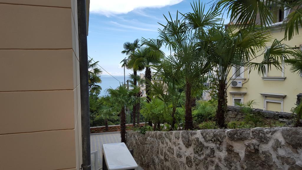 Apartments Villa Atta Опатия Экстерьер фото