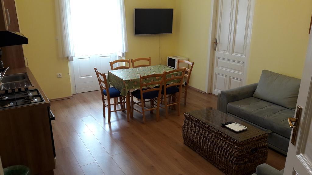 Apartments Villa Atta Опатия Экстерьер фото